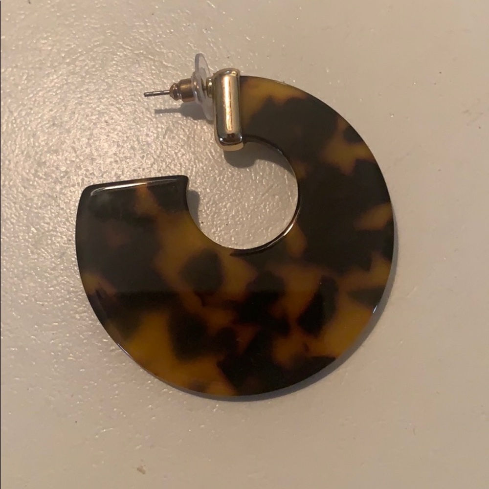 Tortoise hoop earrings. 🐢🐢 - Picture 2 of 2
